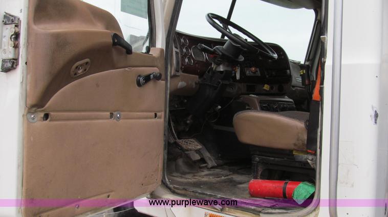 image for item G2162 2003 Mack CV713 waste disposal dump truck