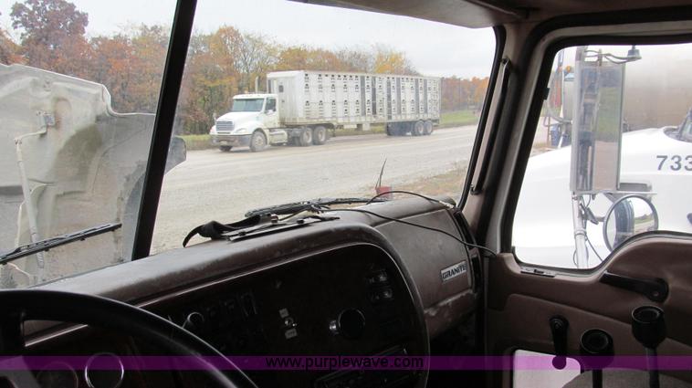 image for item G2162 2003 Mack CV713 waste disposal dump truck