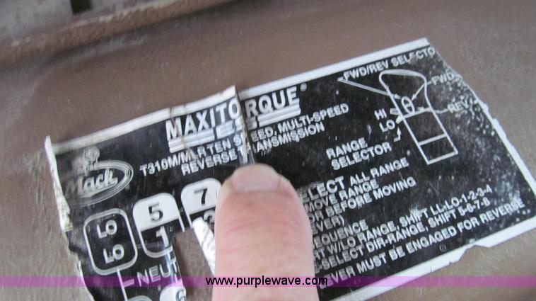 image for item G2162 2003 Mack CV713 waste disposal dump truck