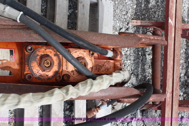 image for item G5057 Stanley MP800 hydraulic breaker