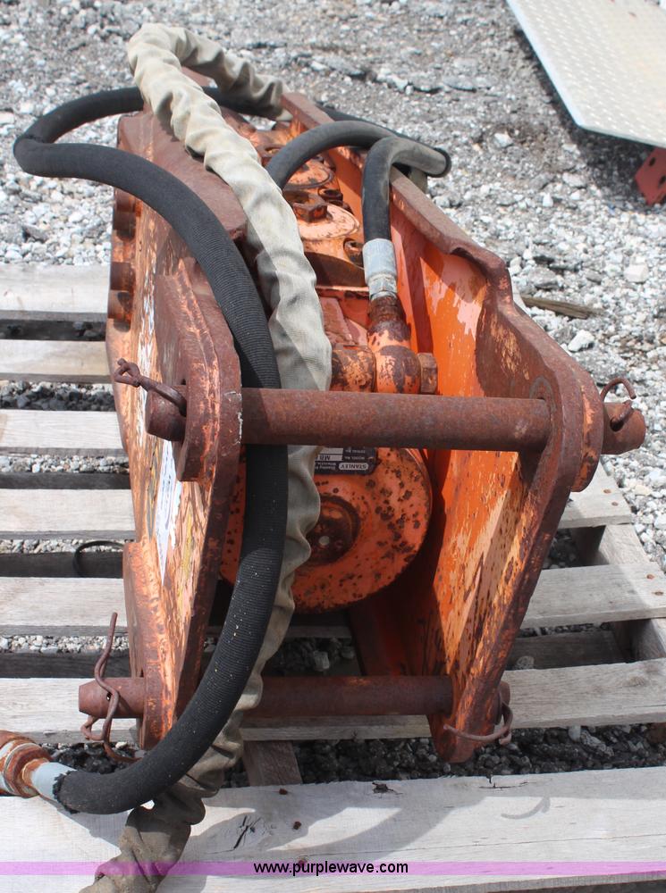 image for item G5057 Stanley MP800 hydraulic breaker