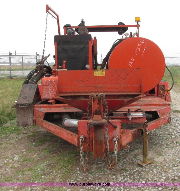 image for item G9208 2001 Duraco 125DJT Dura Patcher asphalt patcher