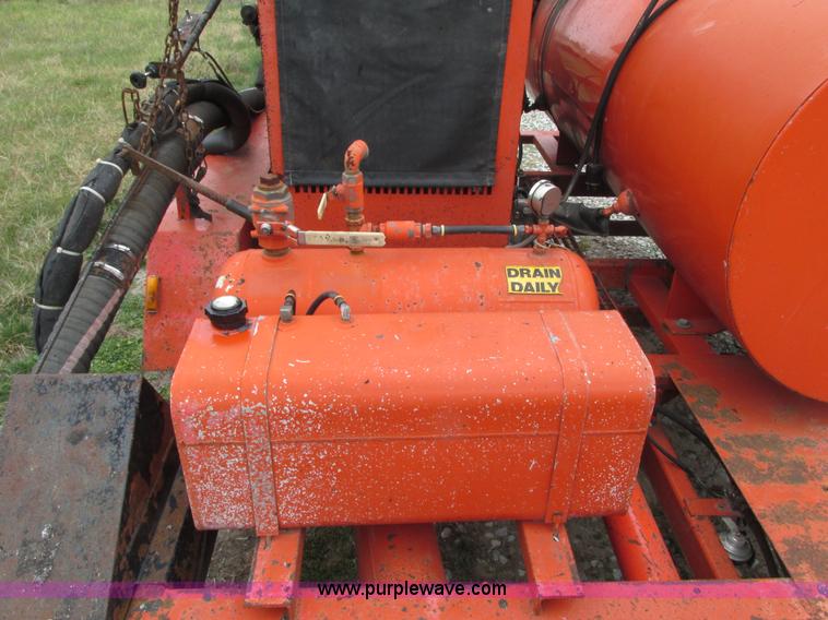 image for item G9208 2001 Duraco 125DJT Dura Patcher asphalt patcher