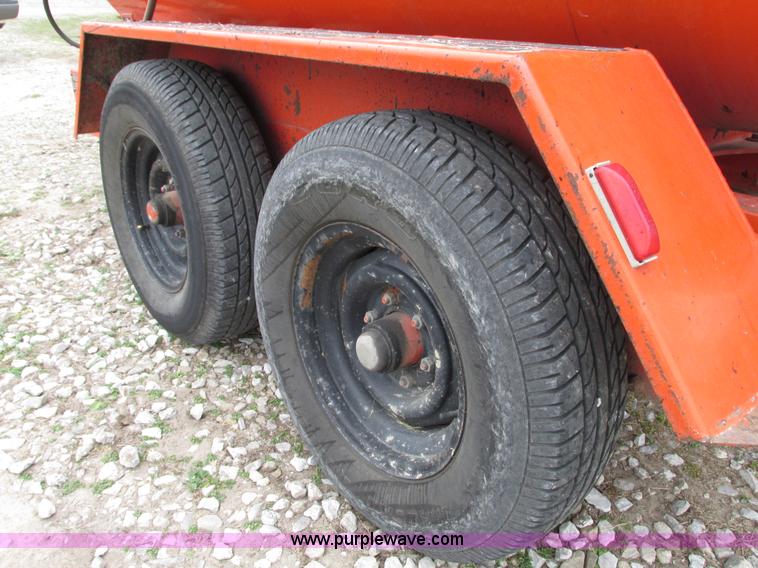 image for item G9208 2001 Duraco 125DJT Dura Patcher asphalt patcher