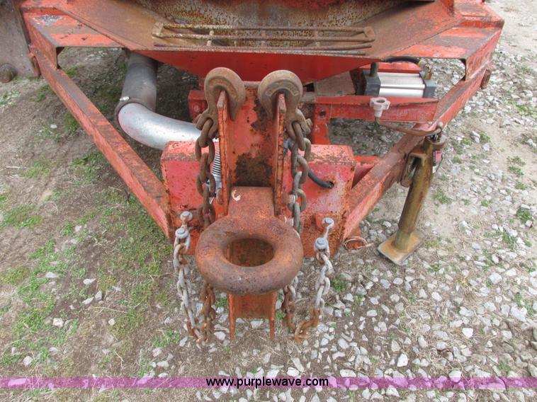 image for item G9208 2001 Duraco 125DJT Dura Patcher asphalt patcher