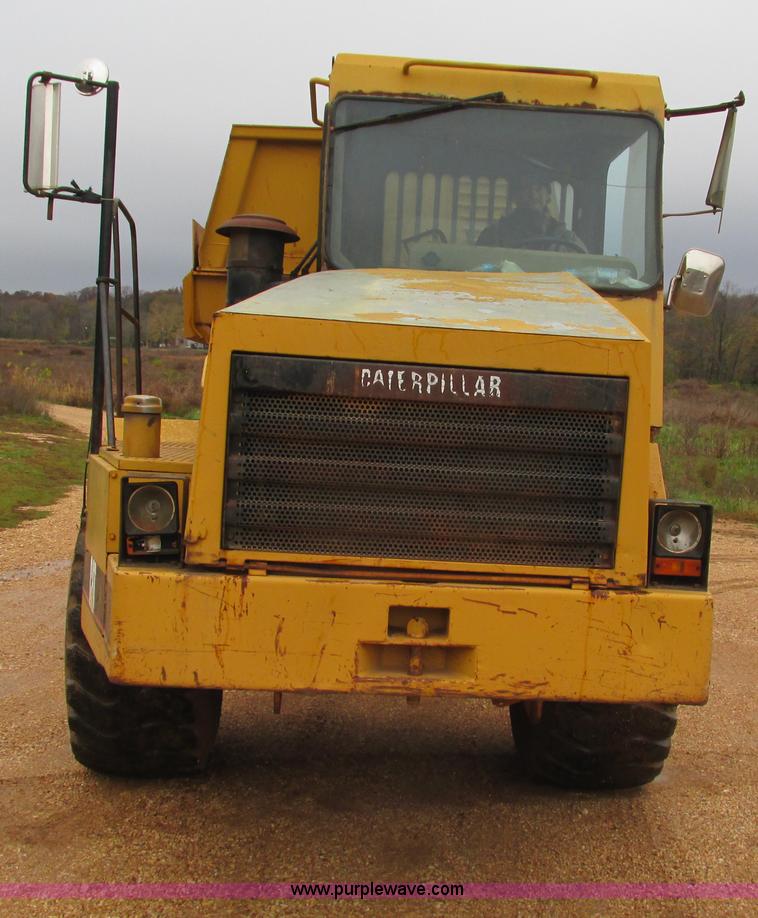 image for item G9396 Caterpillar D250D haul truck