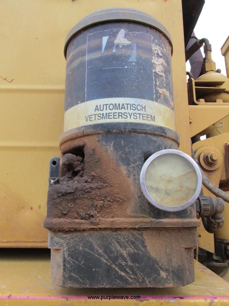 image for item G9396 Caterpillar D250D haul truck