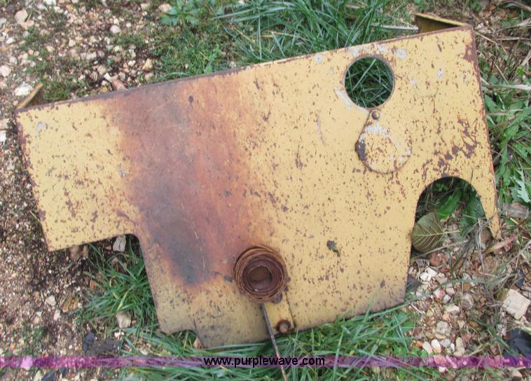 image for item G9396 Caterpillar D250D haul truck