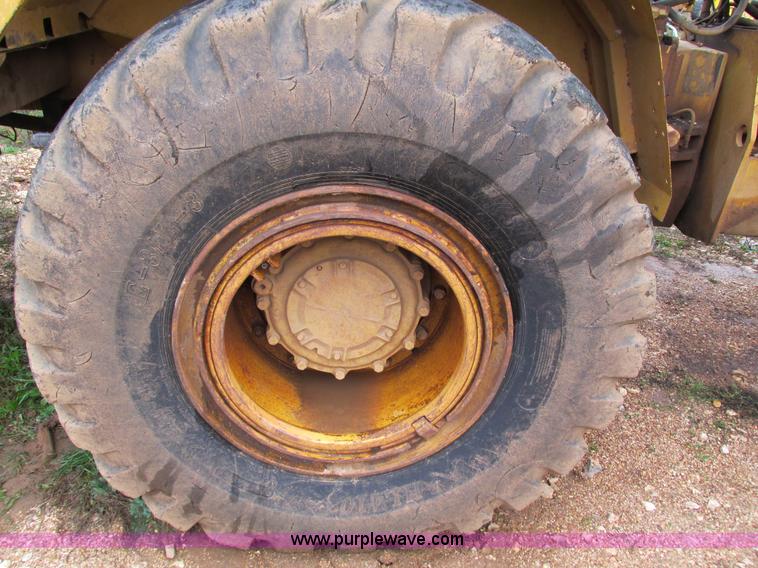 image for item G9396 Caterpillar D250D haul truck