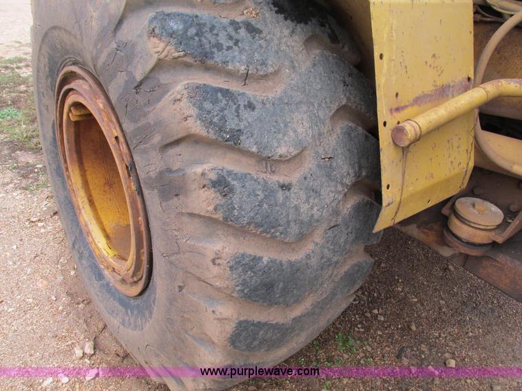 image for item G9396 Caterpillar D250D haul truck