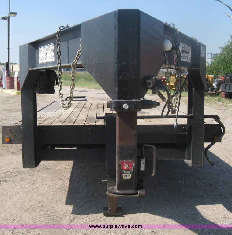 image for item H6415 1981 JFW triple axle gooseneck trailer