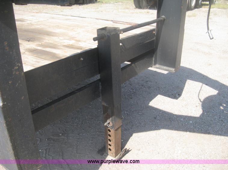 image for item H6415 1981 JFW triple axle gooseneck trailer