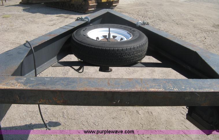 image for item H6415 1981 JFW triple axle gooseneck trailer