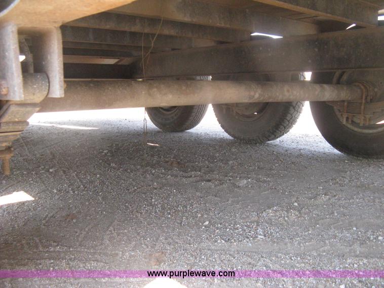 image for item H6415 1981 JFW triple axle gooseneck trailer