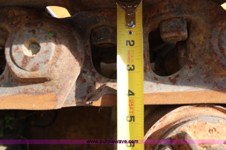 image for item H6797 1984 John Deere 755A track loader