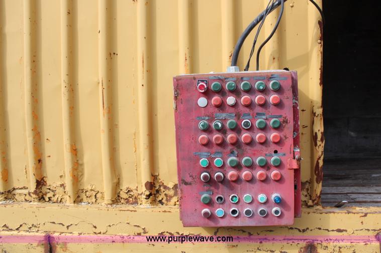 image for item H6824 Cummins generator set