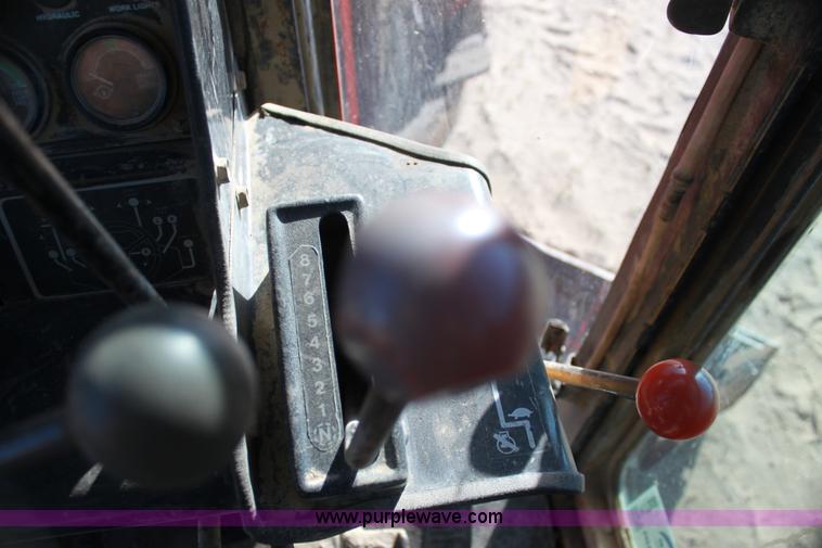 image for item H7308 1983 John Deere 670A articulating motor grader