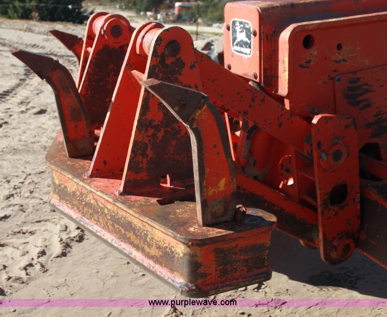 image for item H7308 1983 John Deere 670A articulating motor grader