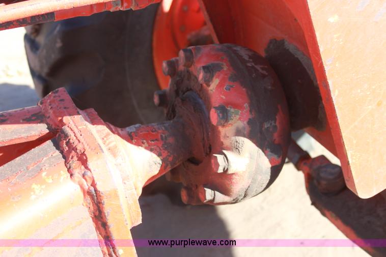 image for item H7308 1983 John Deere 670A articulating motor grader