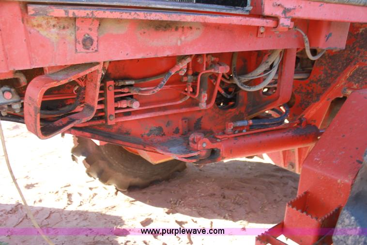 image for item H7308 1983 John Deere 670A articulating motor grader