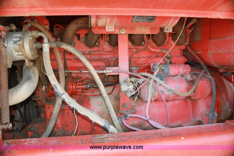 image for item H7308 1983 John Deere 670A articulating motor grader