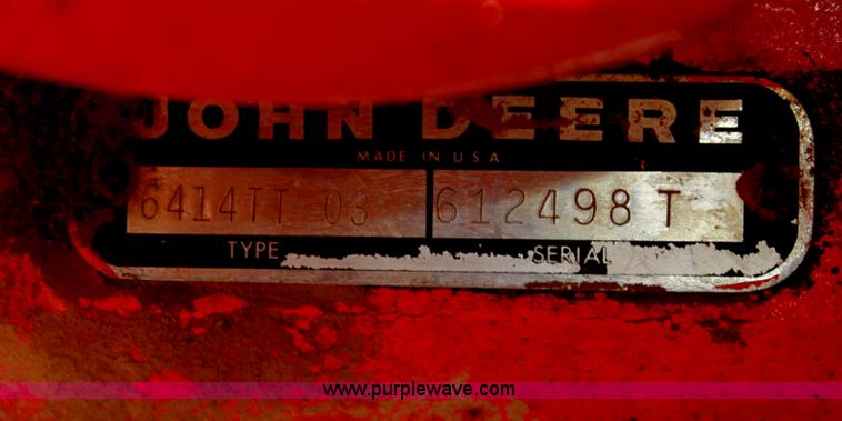 image for item H7308 1983 John Deere 670A articulating motor grader