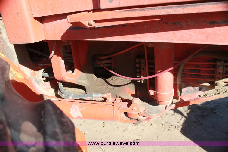image for item H7308 1983 John Deere 670A articulating motor grader