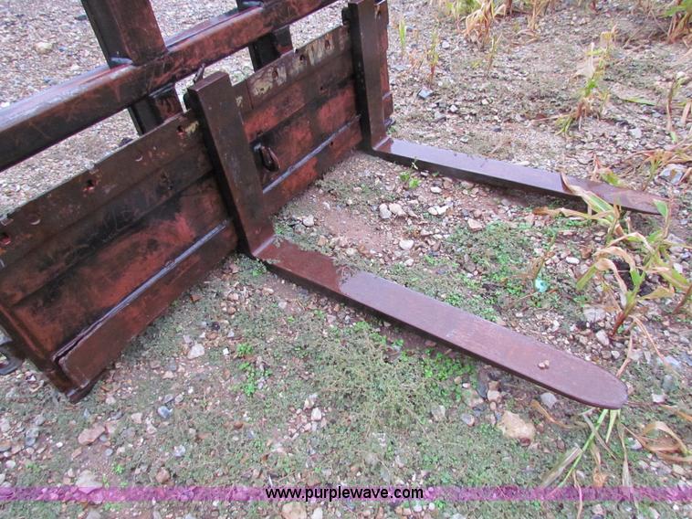 image for item H7309 Set of wheel loader forks