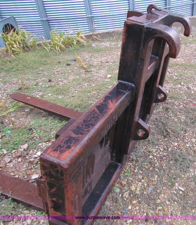 image for item H7309 Set of wheel loader forks