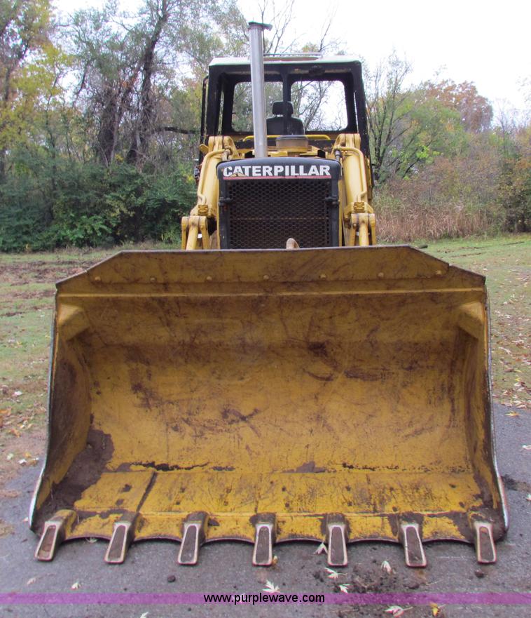 image for item H7310 Caterpillar 977L track loader