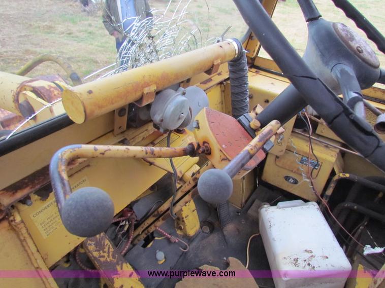 image for item H7311 1971 Hough H50 Payloader wheel loader