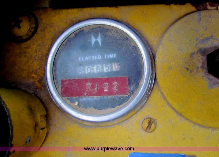 image for item H7311 1971 Hough H50 Payloader wheel loader