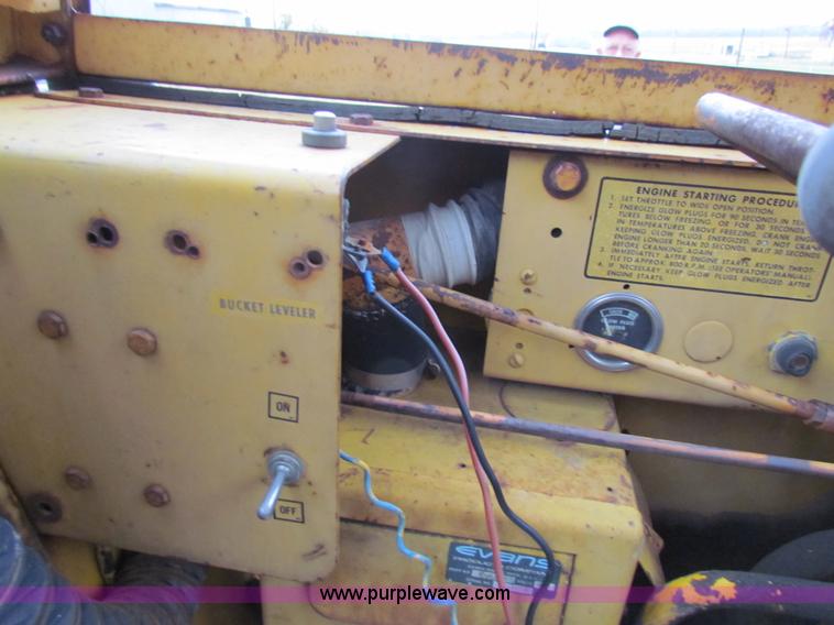 image for item H7311 1971 Hough H50 Payloader wheel loader