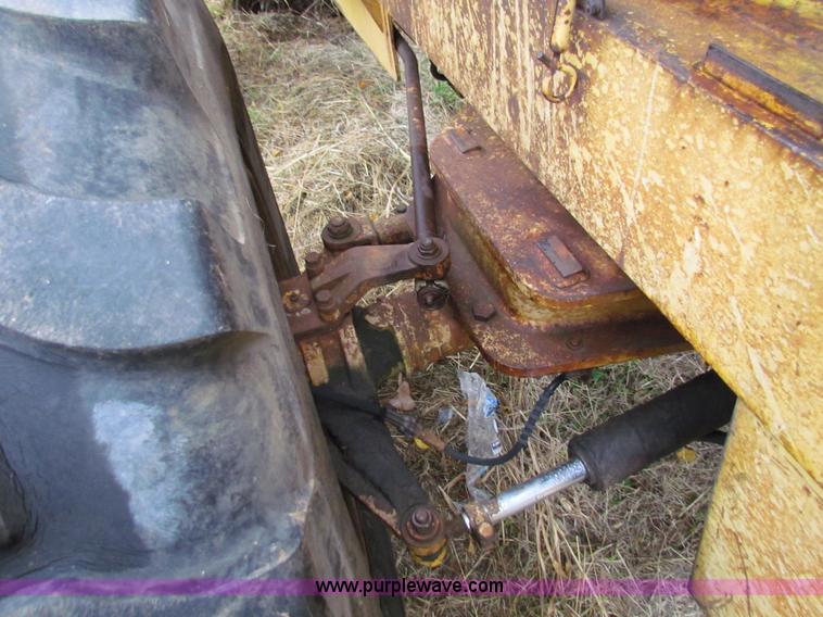 image for item H7311 1971 Hough H50 Payloader wheel loader