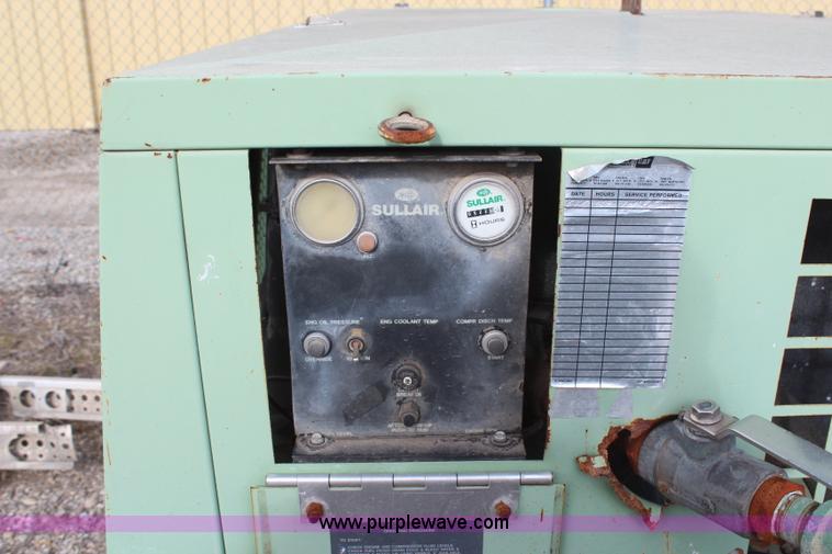 image for item H7862 Sullair 250 air compressor