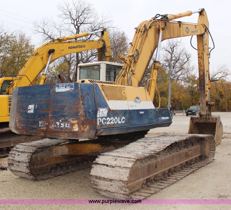 image for item H7913 1993 Komatsu PC220LC-5 excavator