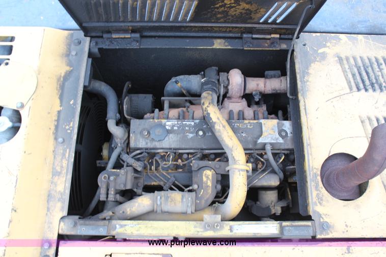 image for item H7913 1993 Komatsu PC220LC-5 excavator