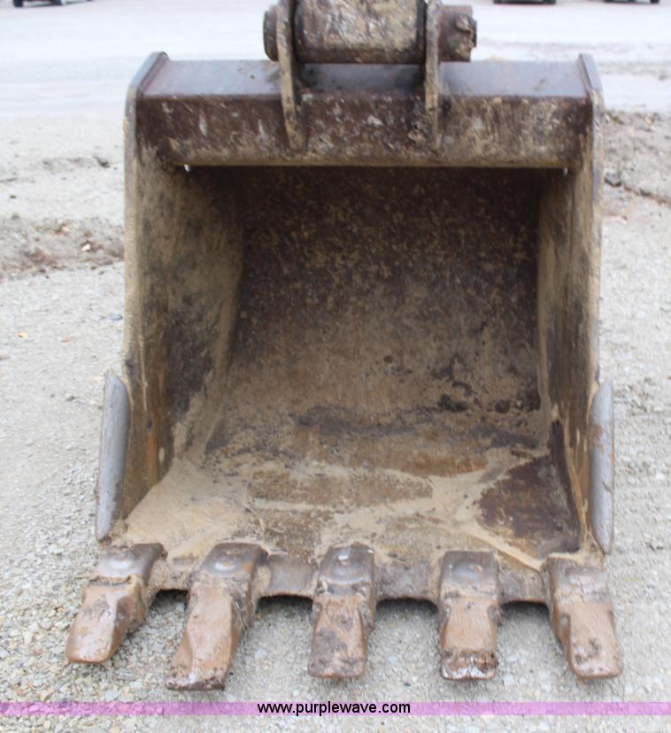 image for item H7913 1993 Komatsu PC220LC-5 excavator