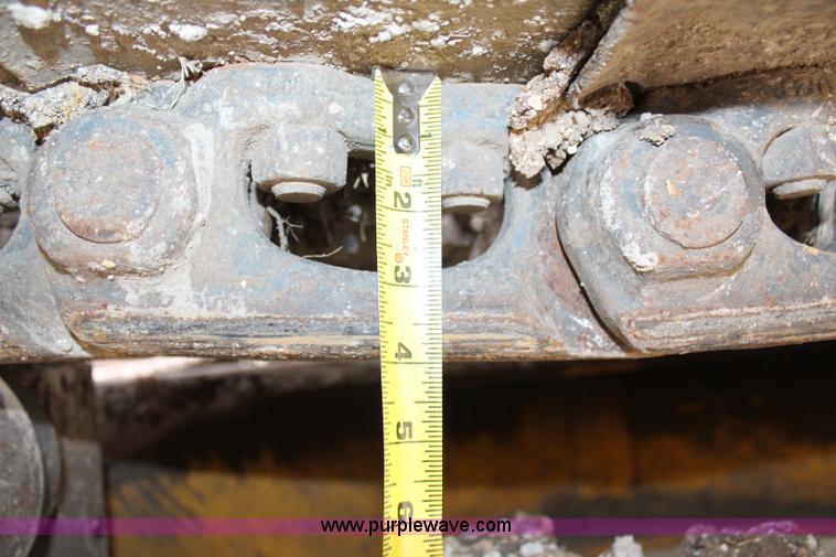 image for item H7913 1993 Komatsu PC220LC-5 excavator