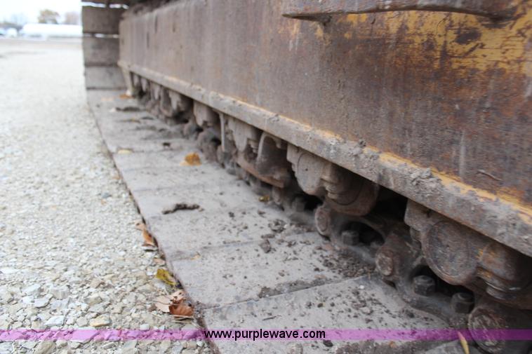 image for item H7913 1993 Komatsu PC220LC-5 excavator