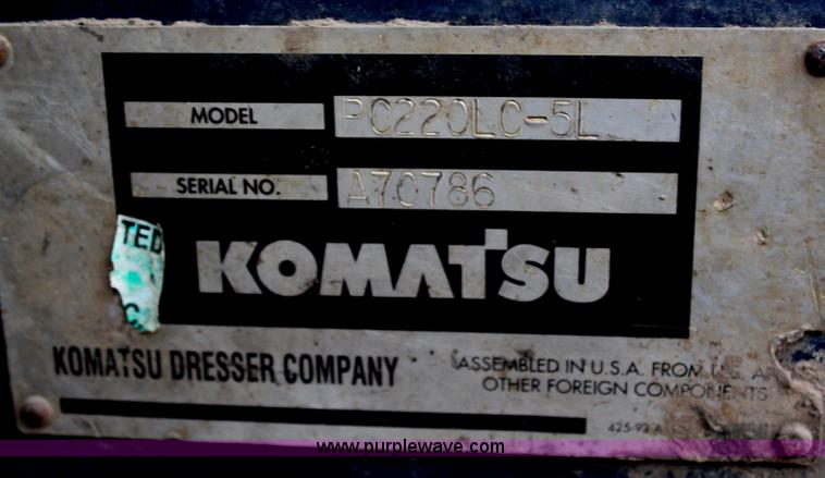 image for item H7913 1993 Komatsu PC220LC-5 excavator