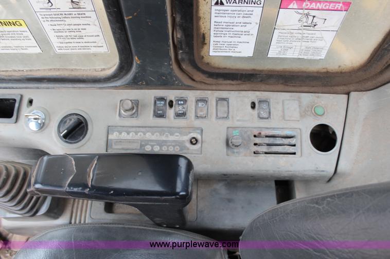 image for item H7914 1996 Komatsu PC300LC-6 excavator
