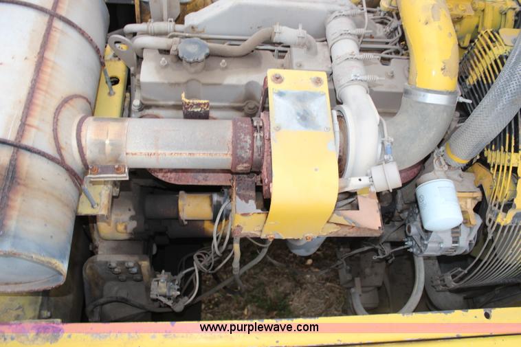 image for item H7914 1996 Komatsu PC300LC-6 excavator