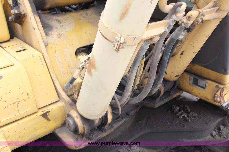 image for item H7916 1999 Komatsu PC450LC-6 excavator