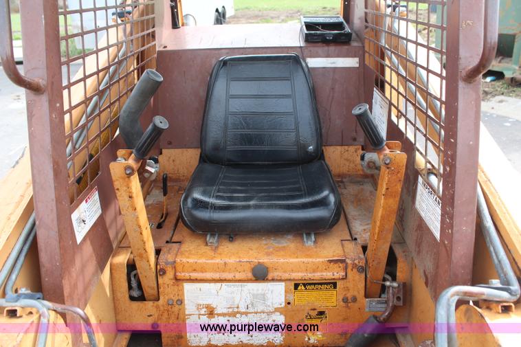 image for item H7938 1992 Case 1840 skid steer