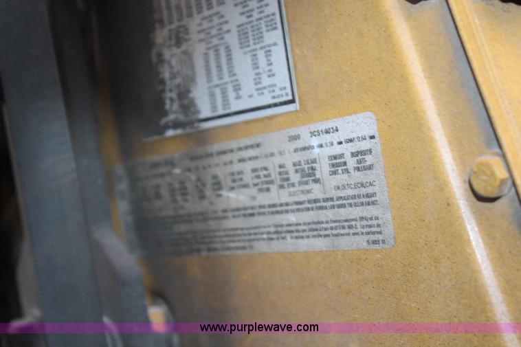 image for item H7960 2000 International 8100 service truck