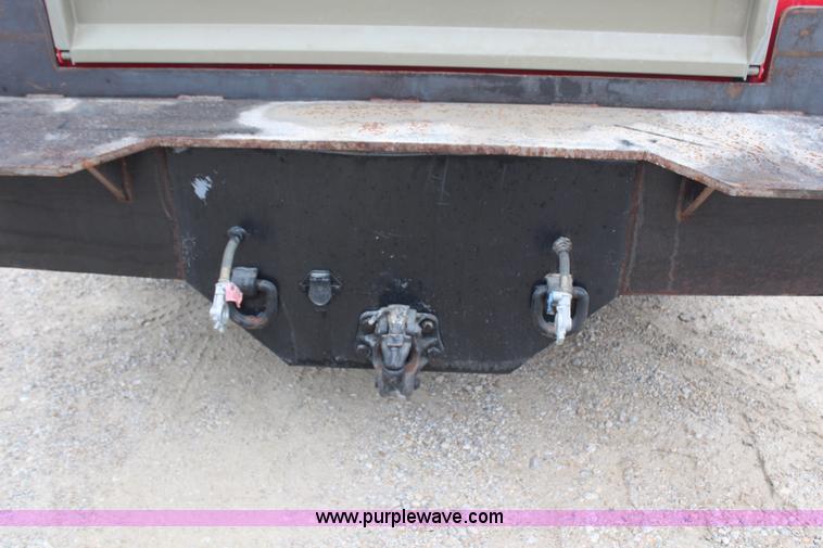 image for item H7960 2000 International 8100 service truck