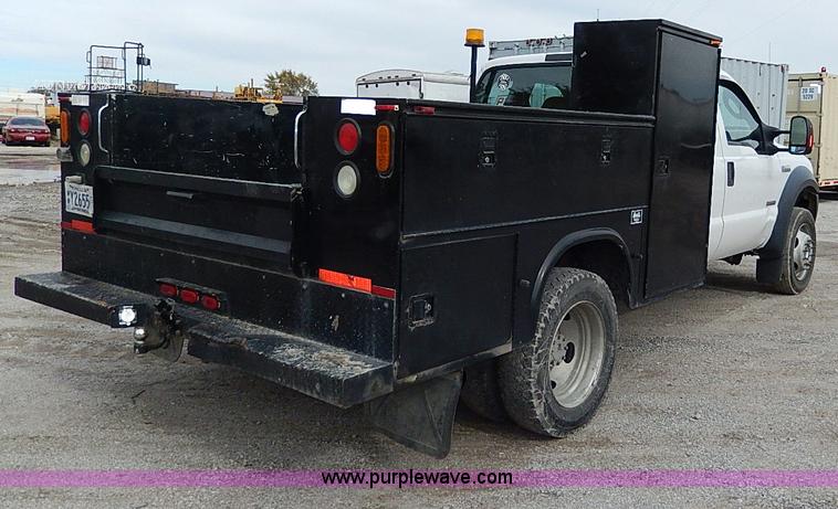 image for item H9560 2006 Ford F450 Super Duty XL SuperCab pickup truck