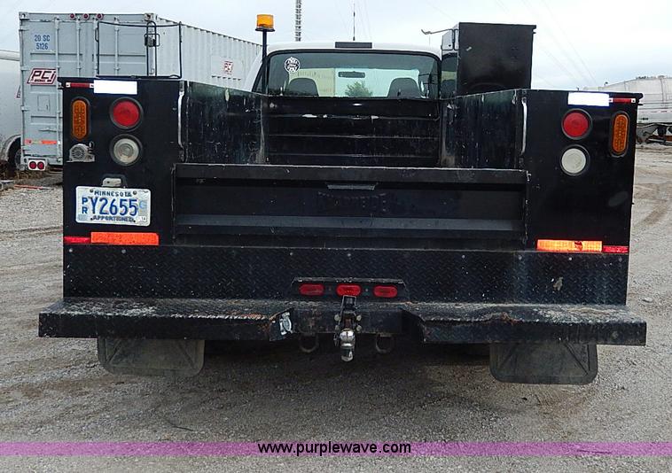 image for item H9560 2006 Ford F450 Super Duty XL SuperCab pickup truck