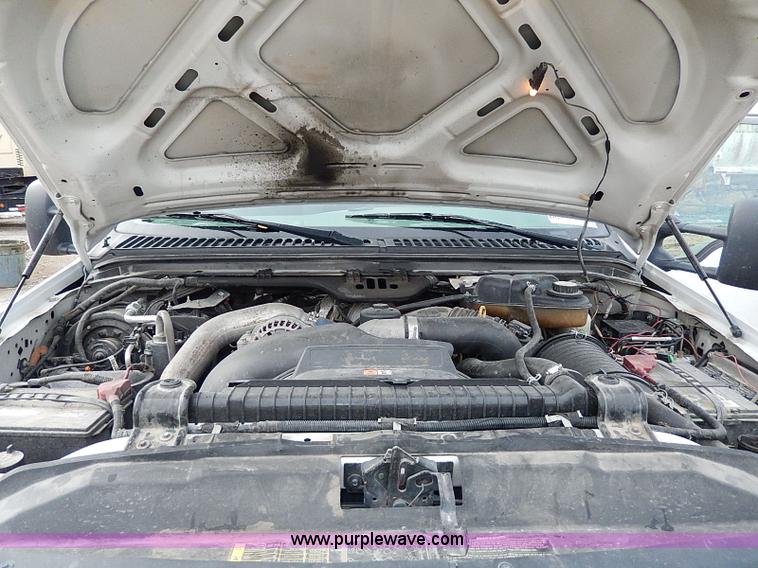 image for item H9560 2006 Ford F450 Super Duty XL SuperCab pickup truck